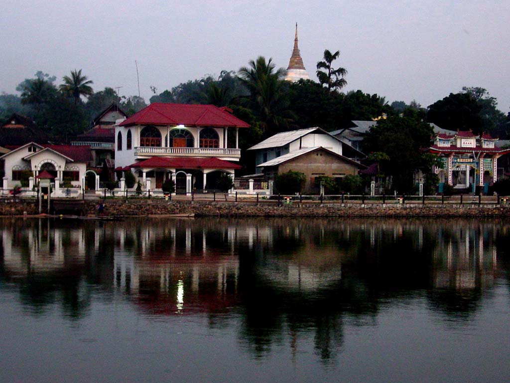 Dusk, Keng Tung