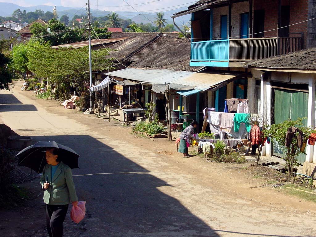 Main Street, Keng Tung