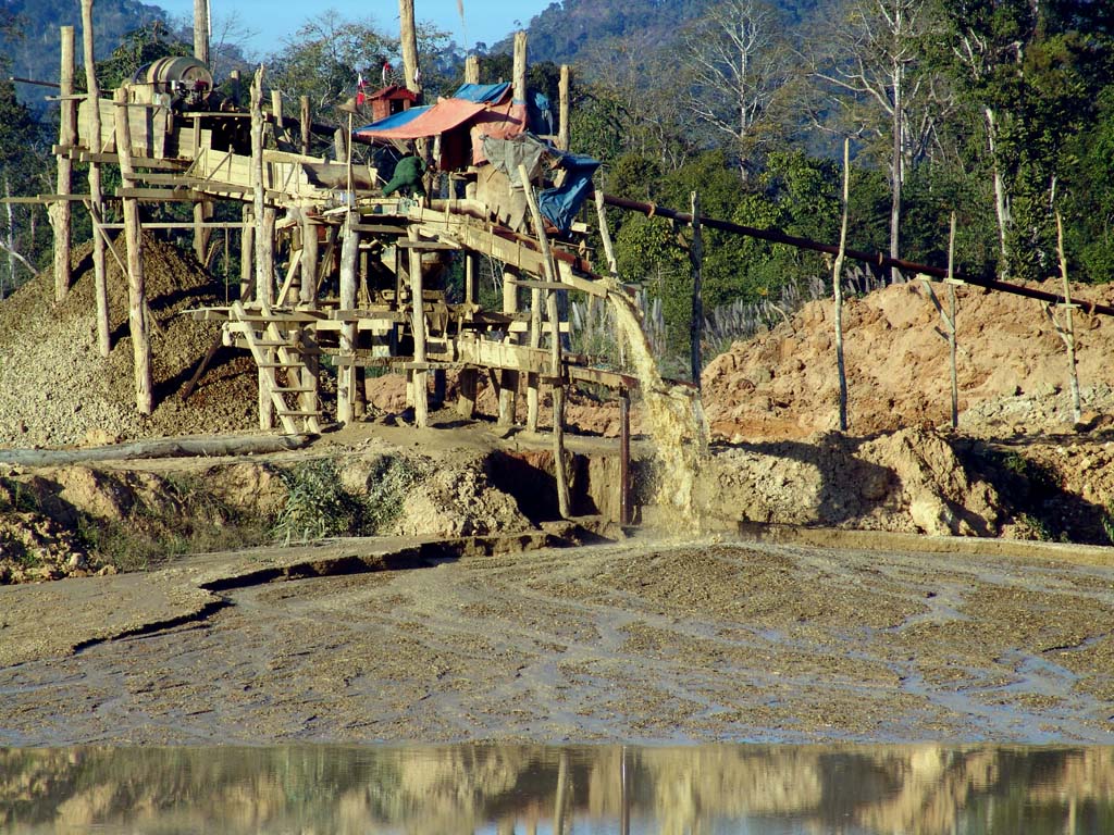Ruby Mining, Saw Baw