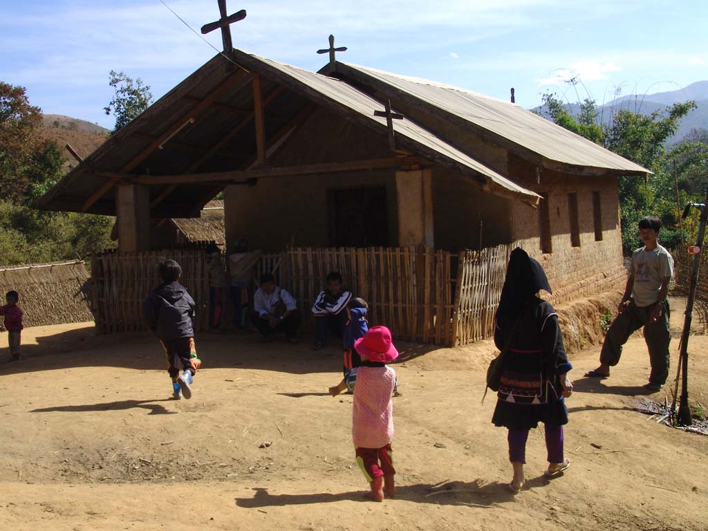 Aka Village Naung Long