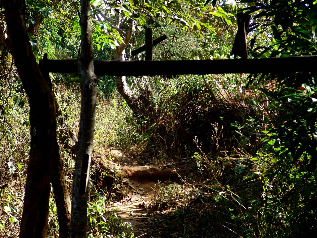 Ma Kham Pam Village Entrance