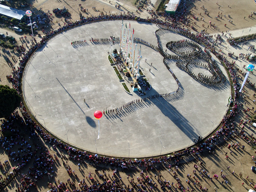 Ballooning, Myitkyina