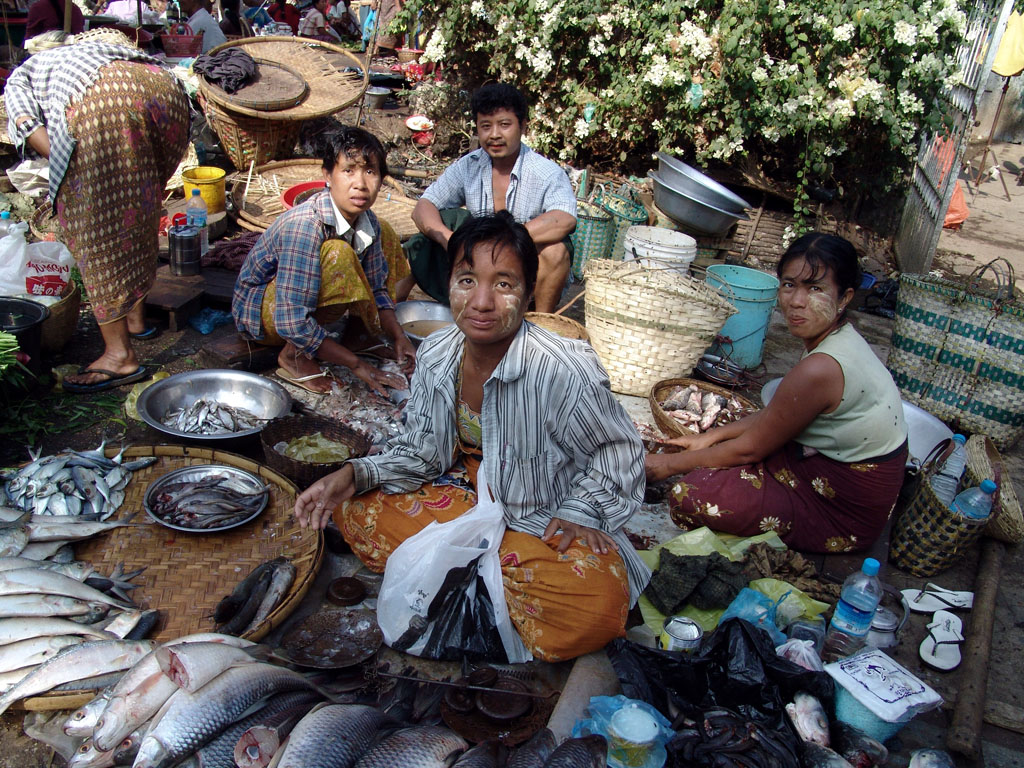 Thin Gan Jon Market