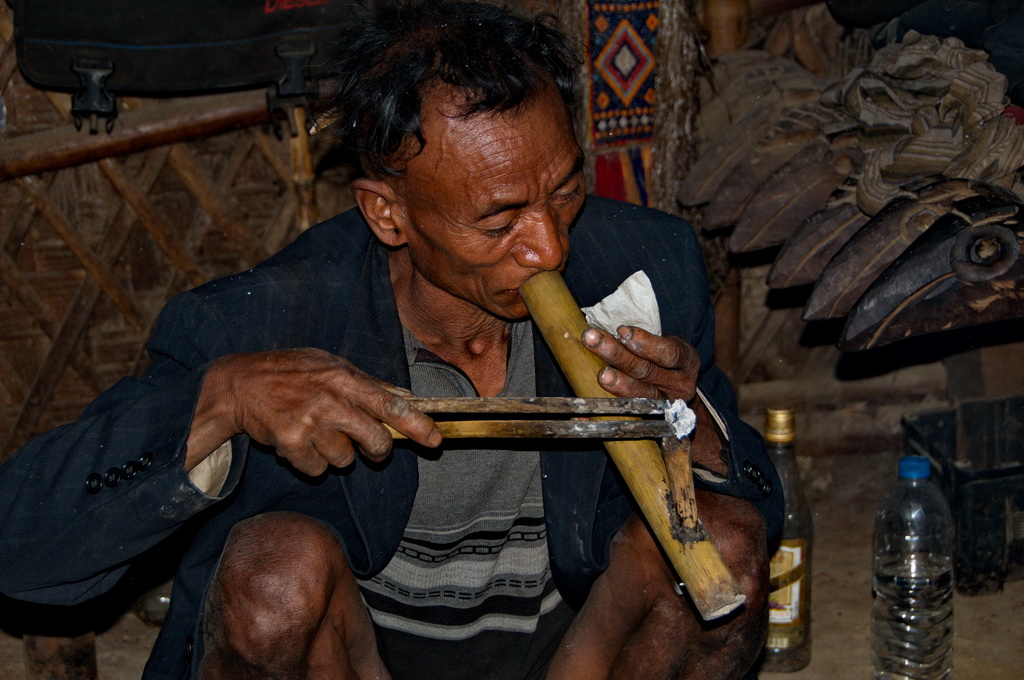 Opium (King's House, Longwa)