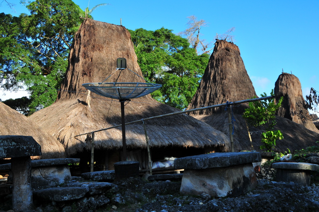 Trad. village, West Sumba